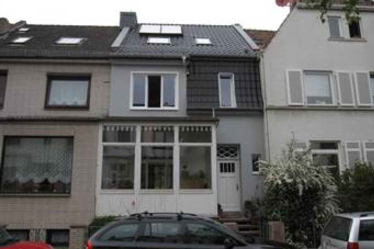 Objekt 52: Komplettsanierung eines Reihenmittelhauses in Bremen Walle