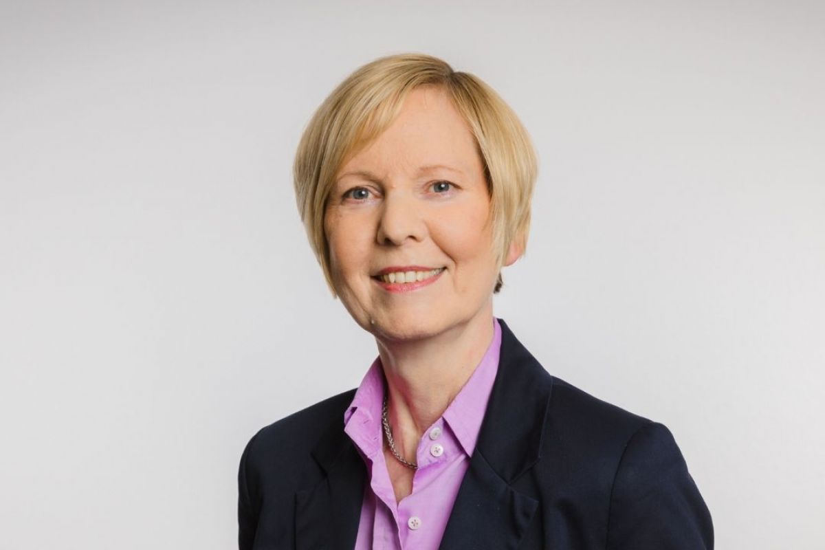 Portraitbild Astrid Stehmeier